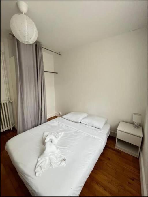 Los Angeles - Grand Appartement Reims Eksteriør billede